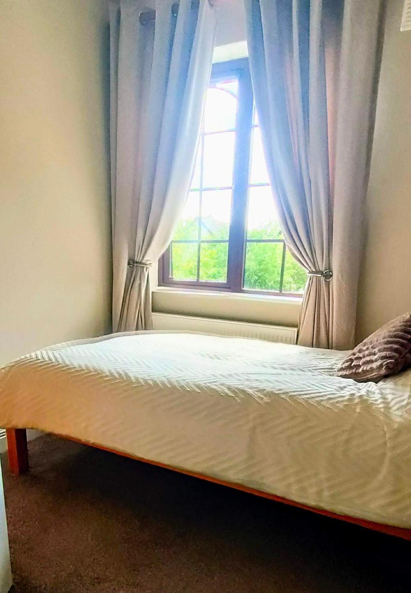 Rynn Haven - Enchanting Townhouse Lough Rynn Mohill Eksteriør billede